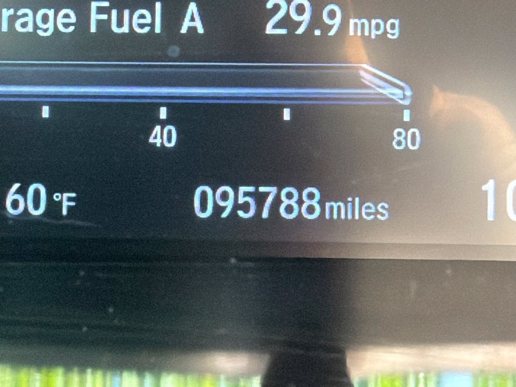 Used 2018 Honda CR-V Touring image 15
