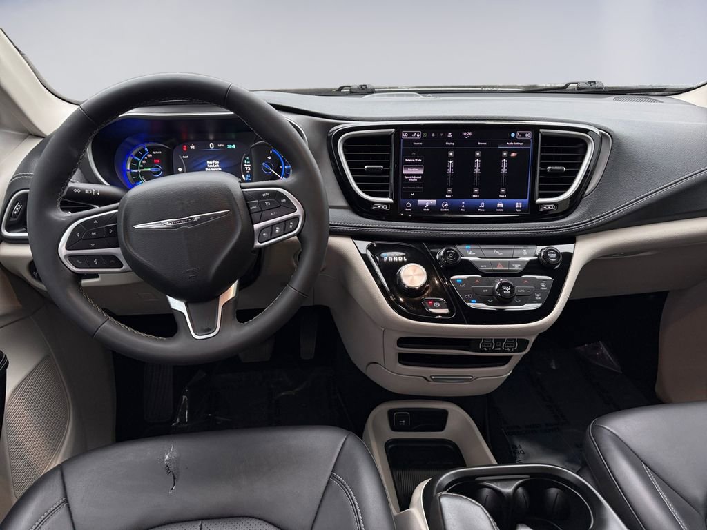 Certified 2024 Chrysler Pacifica Select image 3