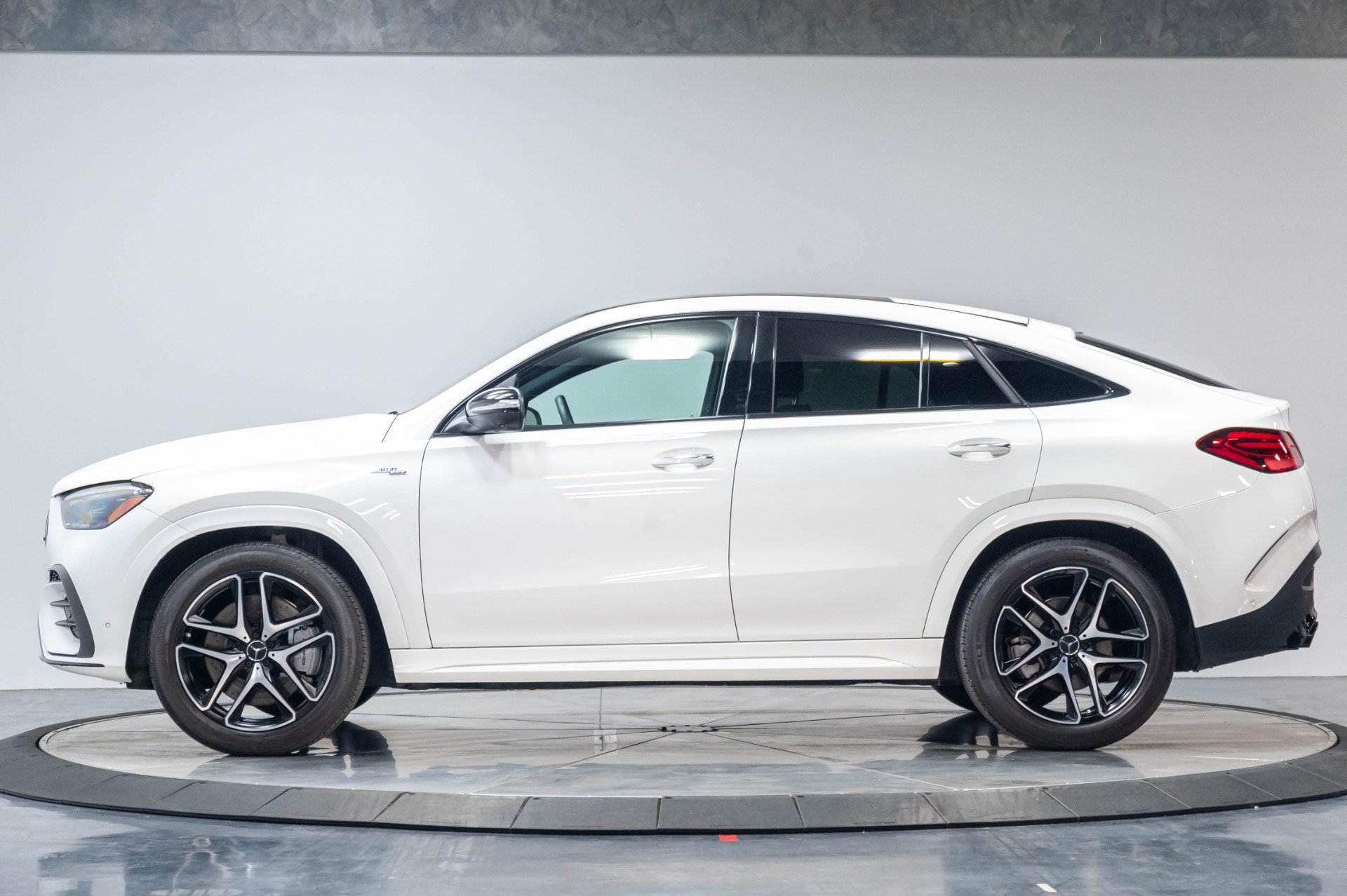 Used 2024 Mercedes-Benz GLE 53 AMG 4MATIC Coupe image 44