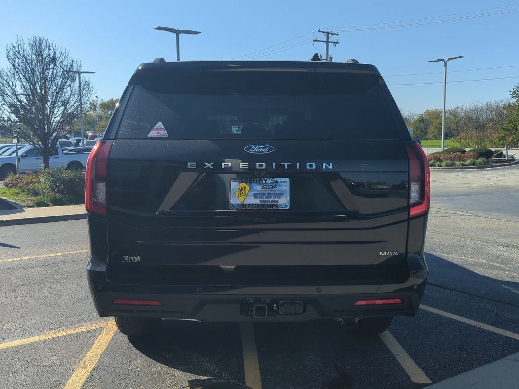 New 2027 Ford Expedition Max Active AWD/4WD image 2