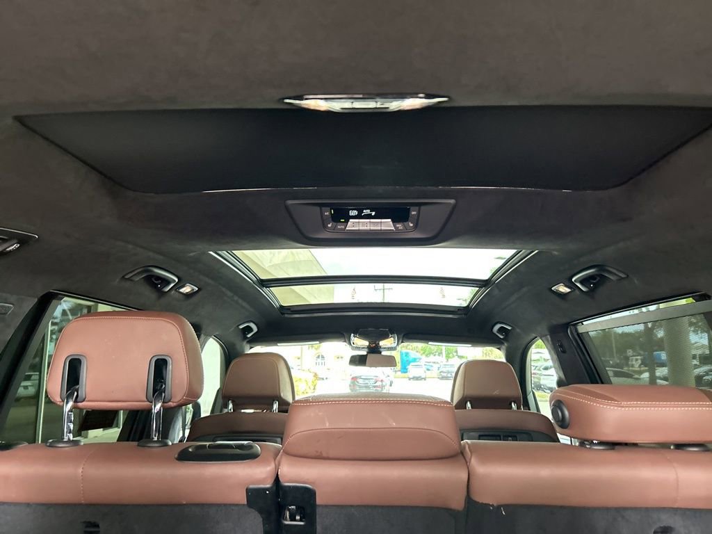 Used 2022 BMW X7 M50i w/ Dynamic Handling Package image 55