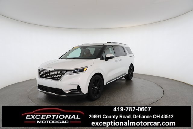 Used 2024 Kia Carnival SX