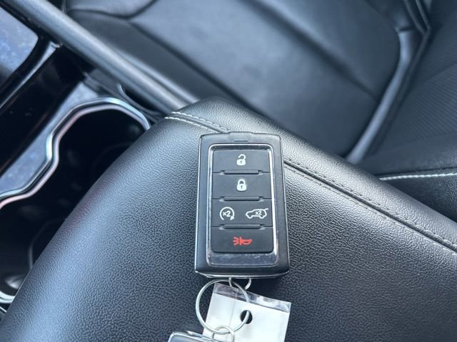 Used 2023 Jeep Grand Cherokee L Limited w/ Luxury Tech Group II image 41