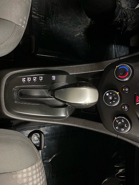 Used 2017 Chevrolet Sonic LT image 20