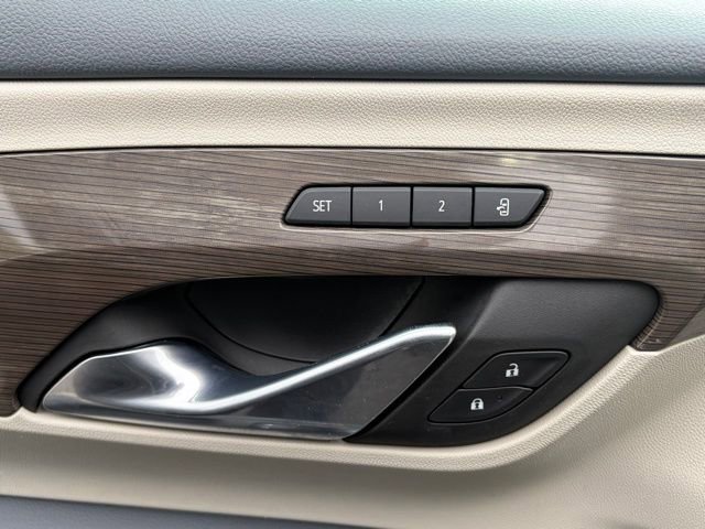 Used 2023 GMC Terrain Denali w/ Black Diamond Edition AWD/4WD image 11