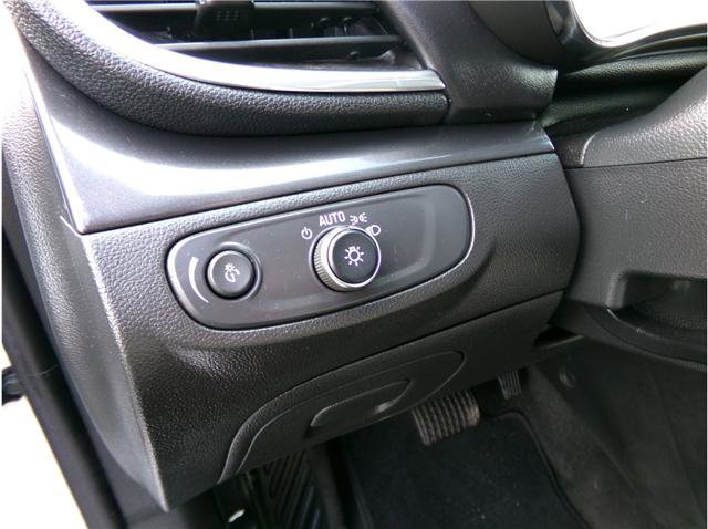 Used 2021 Buick Encore Preferred image 3