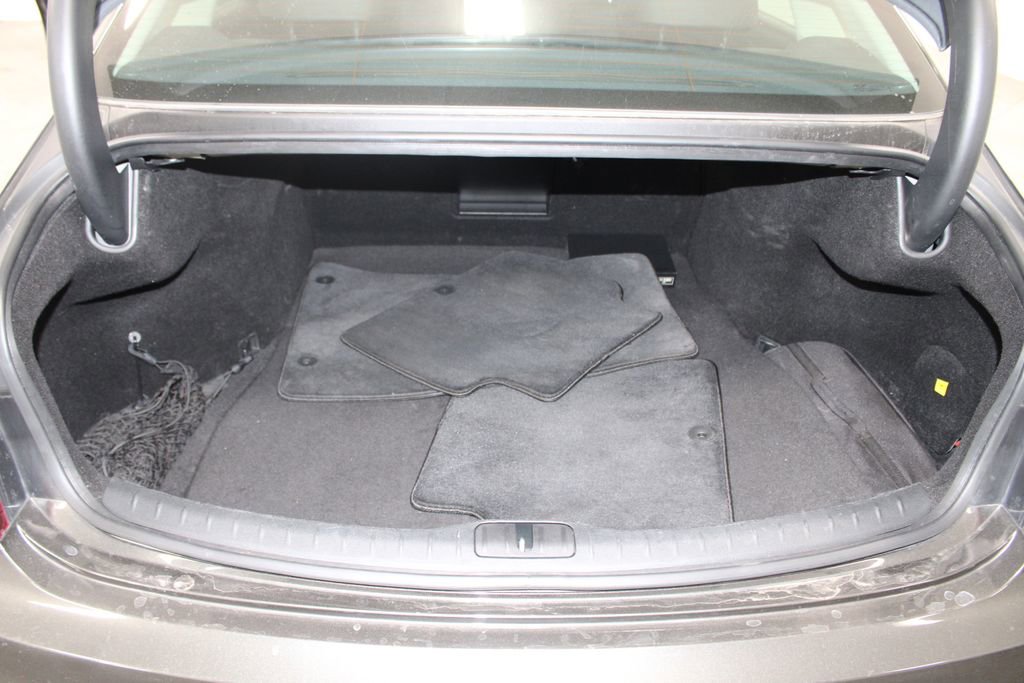 Used 2025 Genesis G80 2.5T image 13