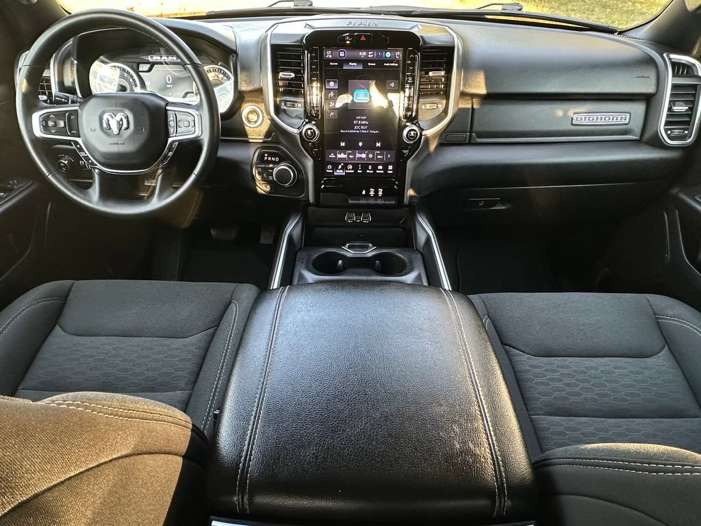 Used 2025 RAM 1500 Big Horn AWD/4WD image 9