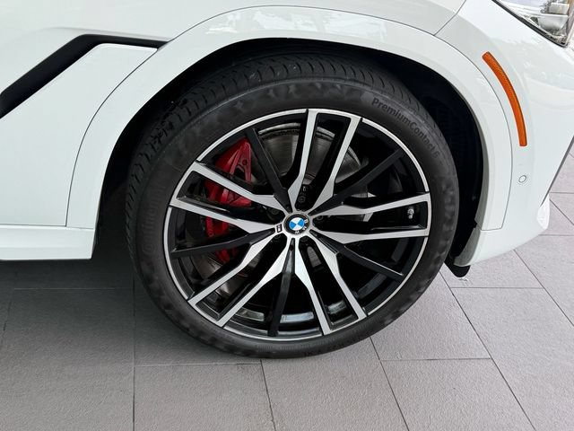Used 2022 BMW X6 xDrive40i w/ M Sport Package AWD/4WD image 15