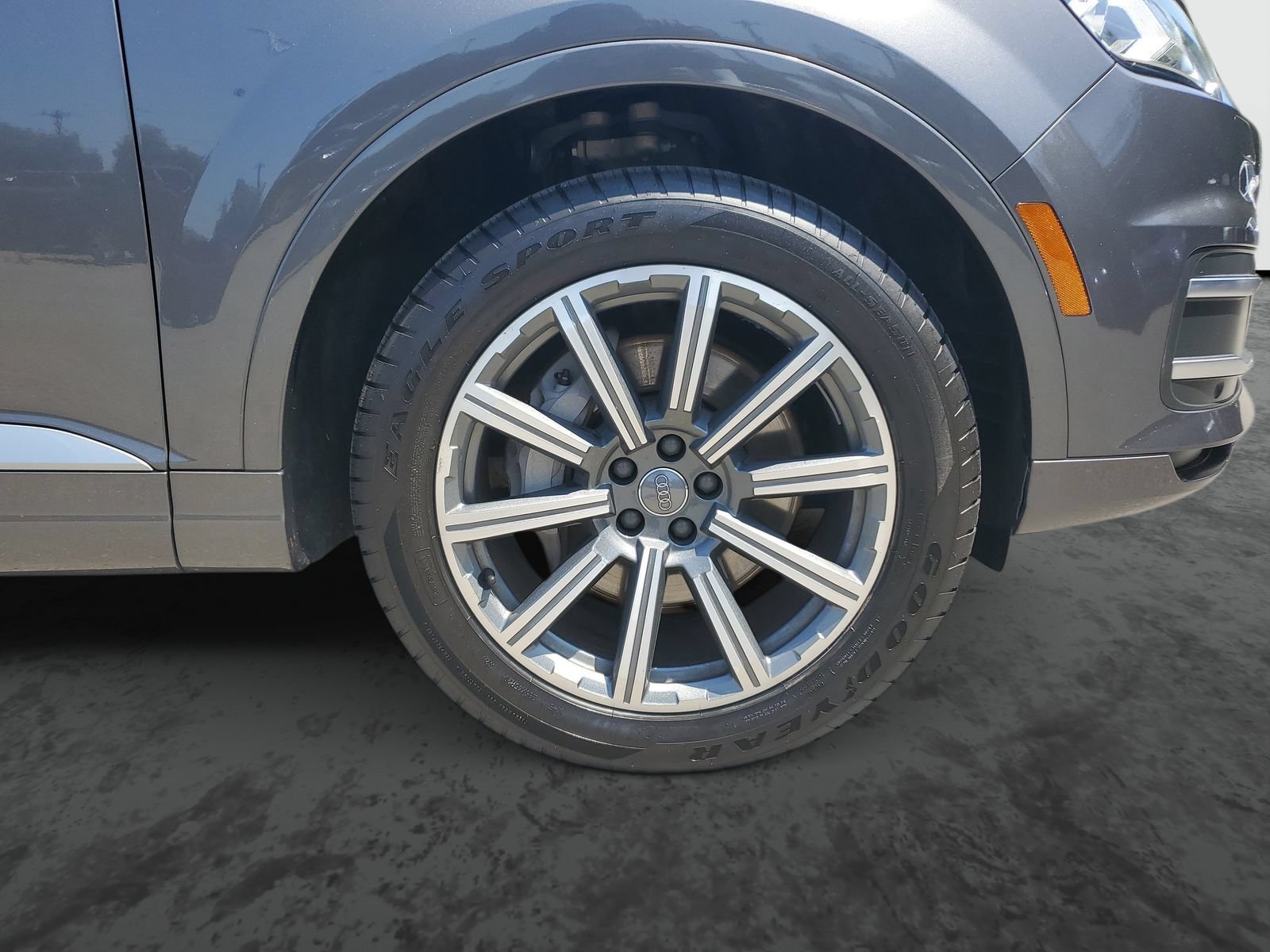 Used 2018 Audi Q7 2.0T Premium Plus w/ Premium Plus Package AWD/4WD image 6
