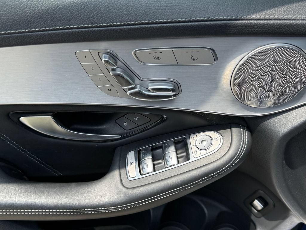 Used 2021 Mercedes-Benz GLC 63 AMG 4MATIC image 11