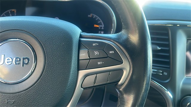 Used 2021 Jeep Grand Cherokee Laredo w/ Security & Convenience Group image 22