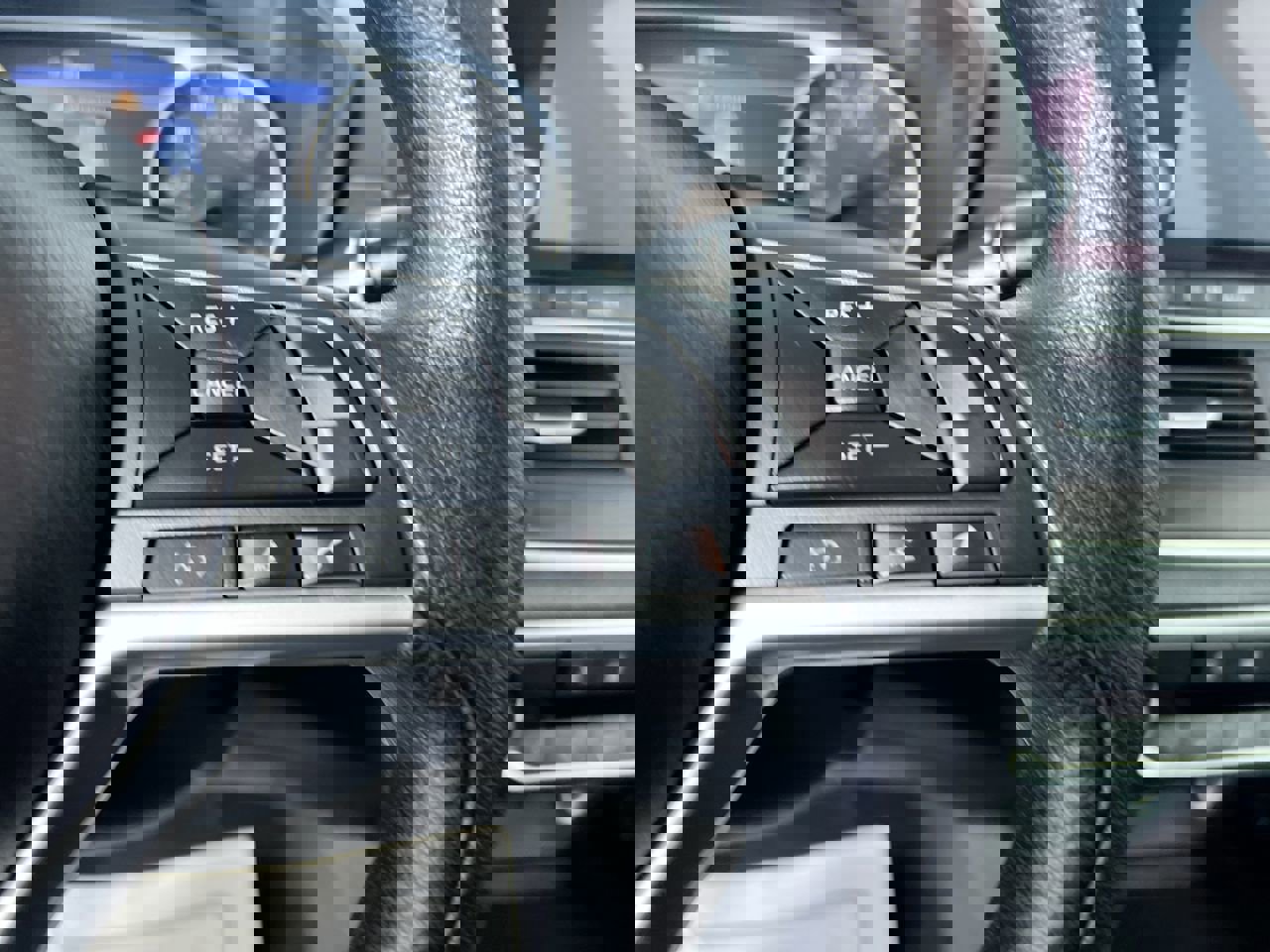 Used 2024 Nissan Altima 2.5 SV image 17