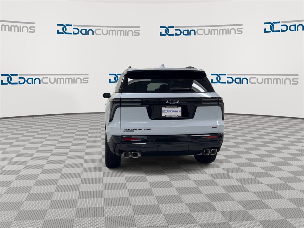 New 2026 Chevrolet Traverse RS w/ LPO, Floor Liner Package image 7