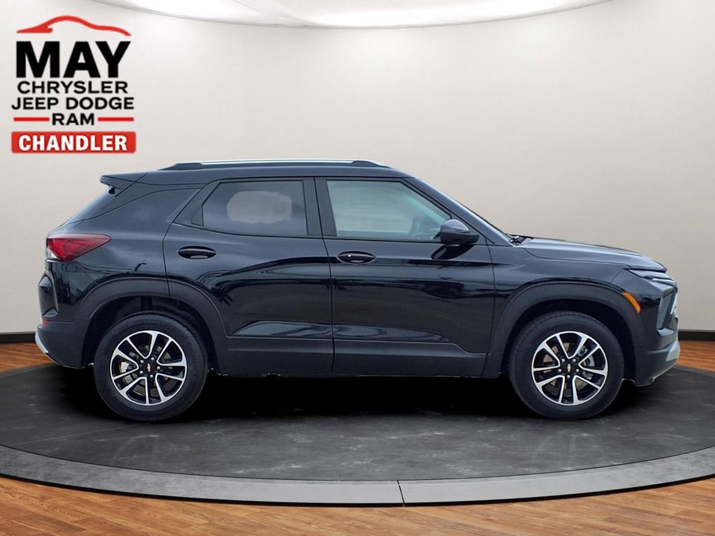Used 2025 Chevrolet TrailBlazer LT AWD/4WD image 20