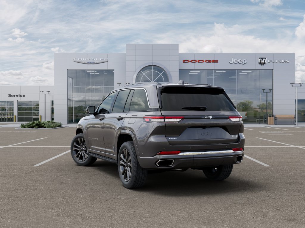 New 2025 Jeep Grand Cherokee Overland w/ Adv Protech Group III AWD/4WD image 3