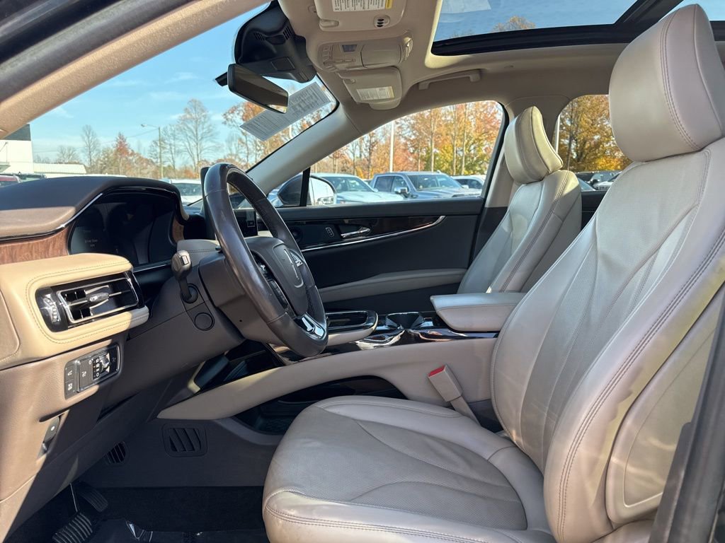 Used 2021 Lincoln Nautilus Reserve image 9