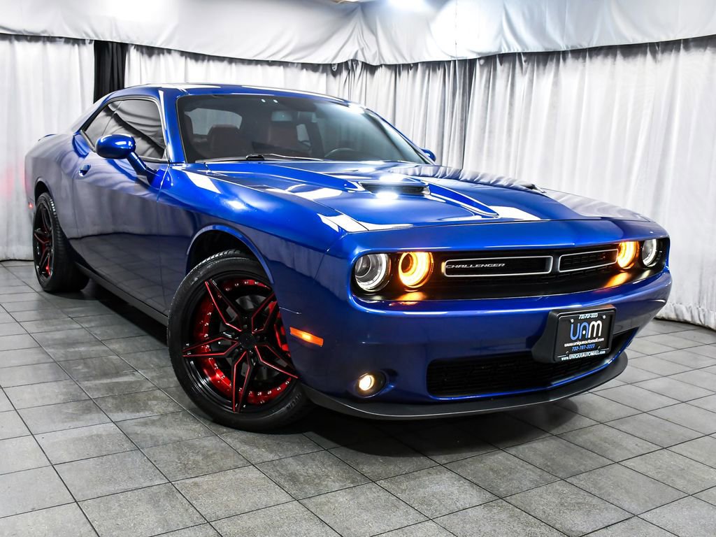 Used 2020 Dodge Challenger SXT w/ Plus Package AWD/4WD image 3