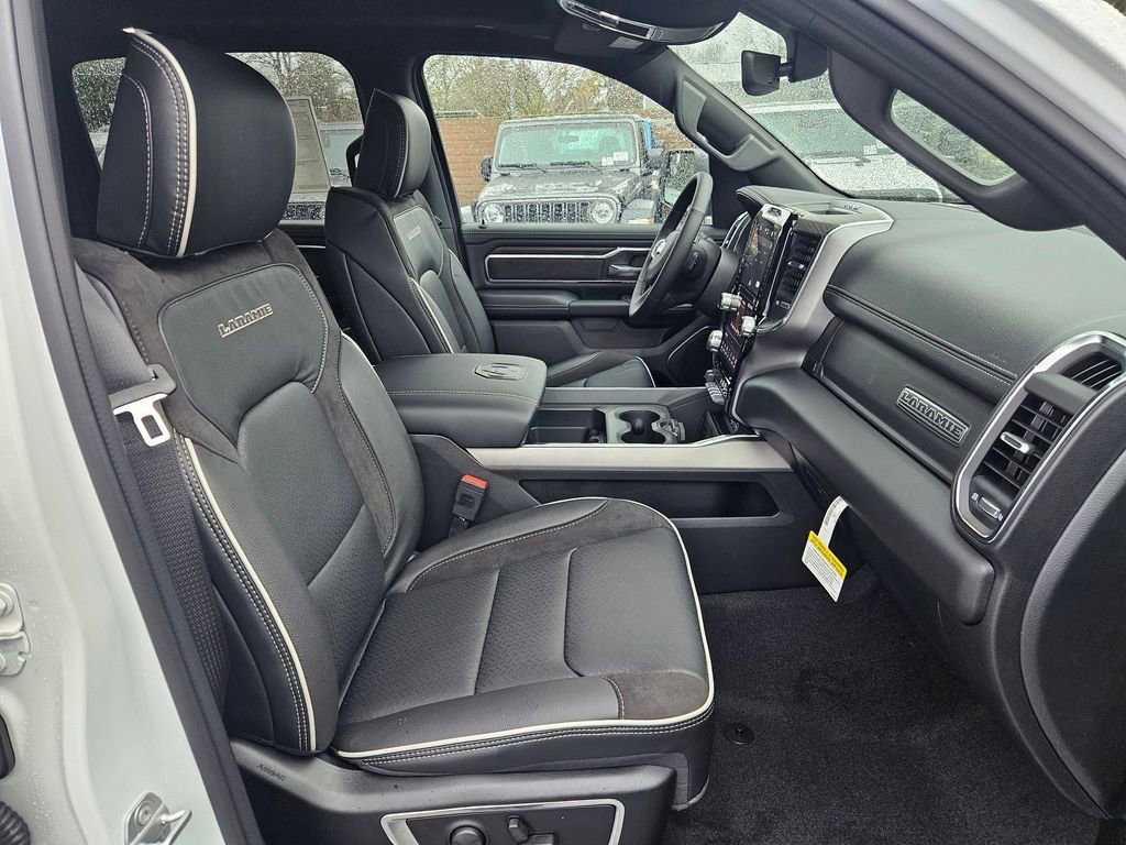New 2026 RAM 1500 Laramie w/ Night Edition AWD/4WD image 19