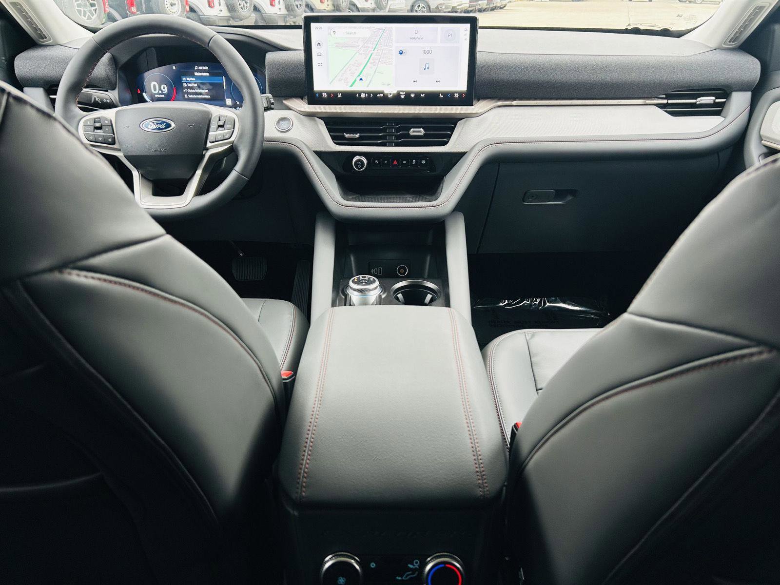 New 2026 Ford Explorer Active w/ Active Comfort Package image 27