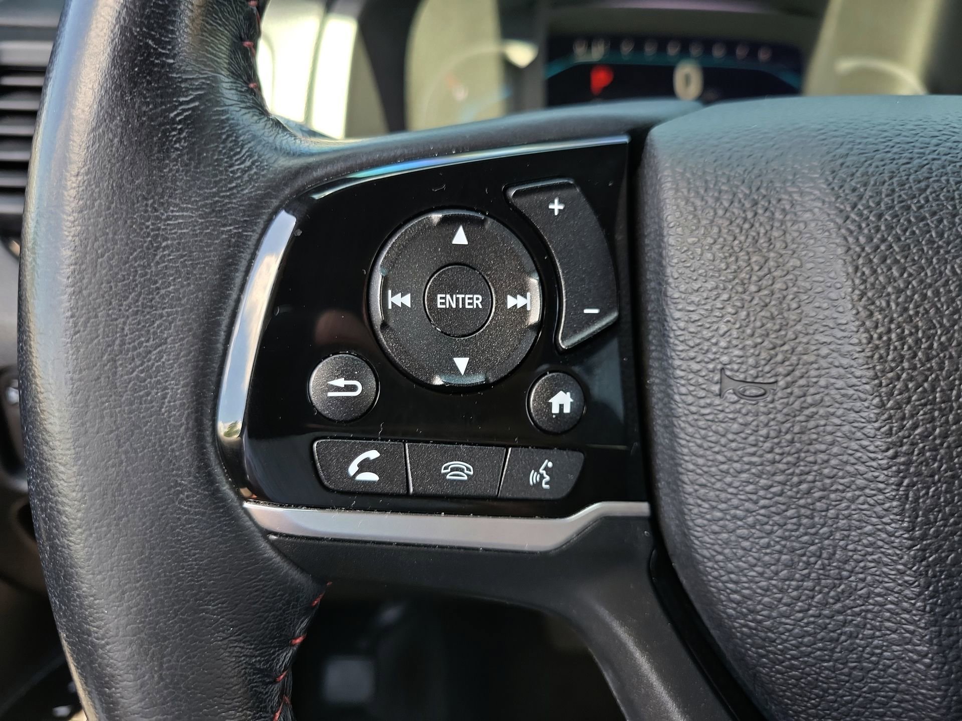 Used 2022 Honda Pilot Black Edition image 28