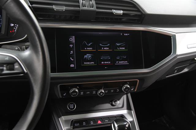 Used 2021 Audi Q3 2.0T Premium w/ Convenience Package image 9