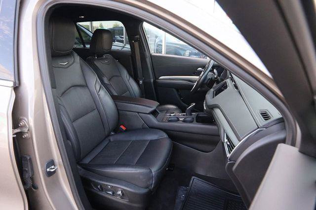 Used 2023 Cadillac XT4 Premium Luxury AWD/4WD image 27