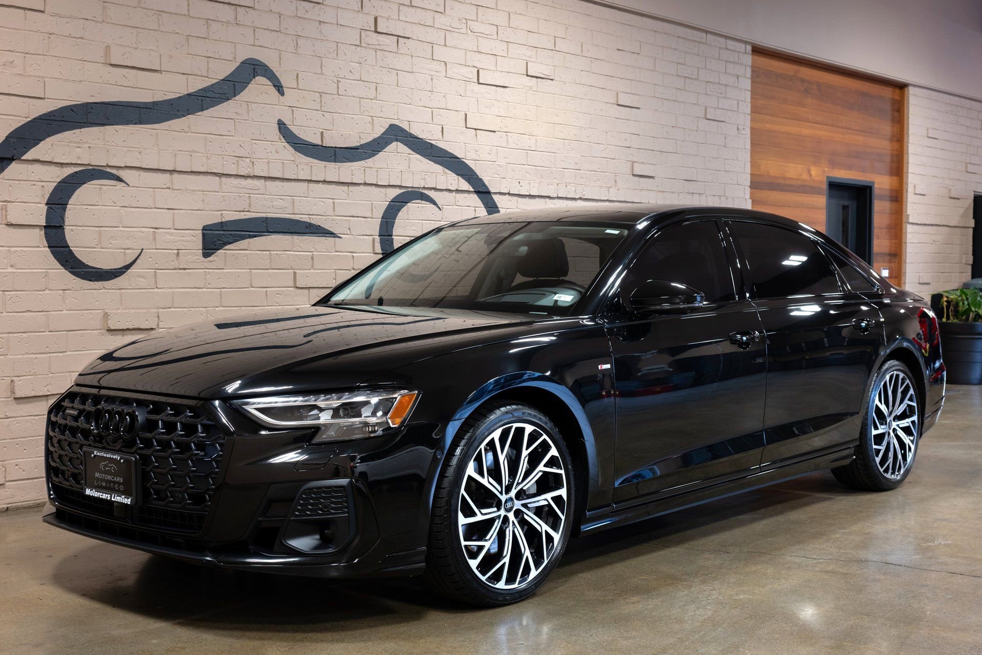 Used 2023 Audi A8 L 3.0T w/ Luxury Package image 10