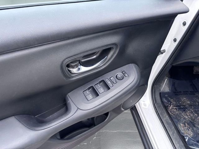 Used 2024 Honda HR-V LX image 13