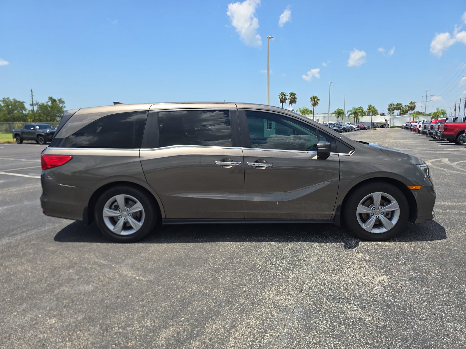 Used 2020 Honda Odyssey EX-L image 2