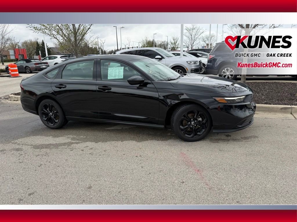 Used 2025 Honda Accord SE image 7