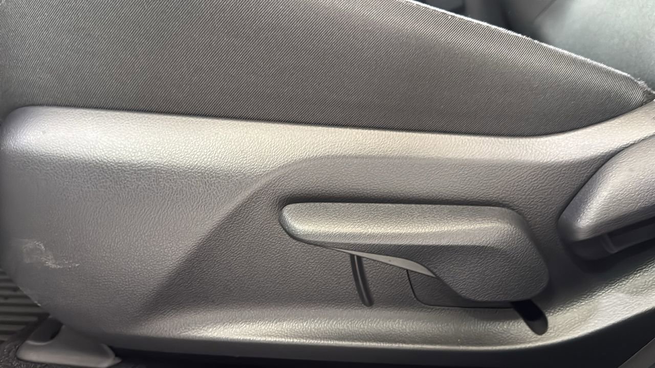 Certified 2025 Toyota RAV4 LE image 14