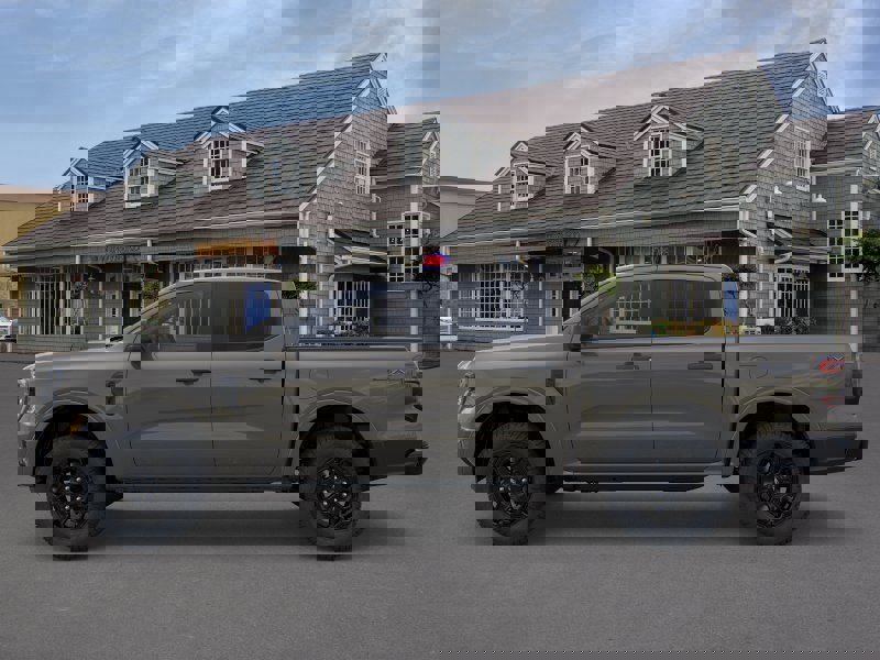 New 2025 Ford Ranger XLT w/ Black Appearance Package image 3