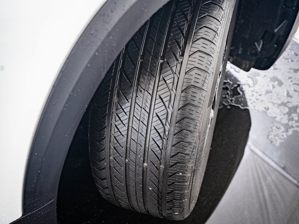 Certified 2024 Mercedes-Benz GLB 250 4MATIC image 41