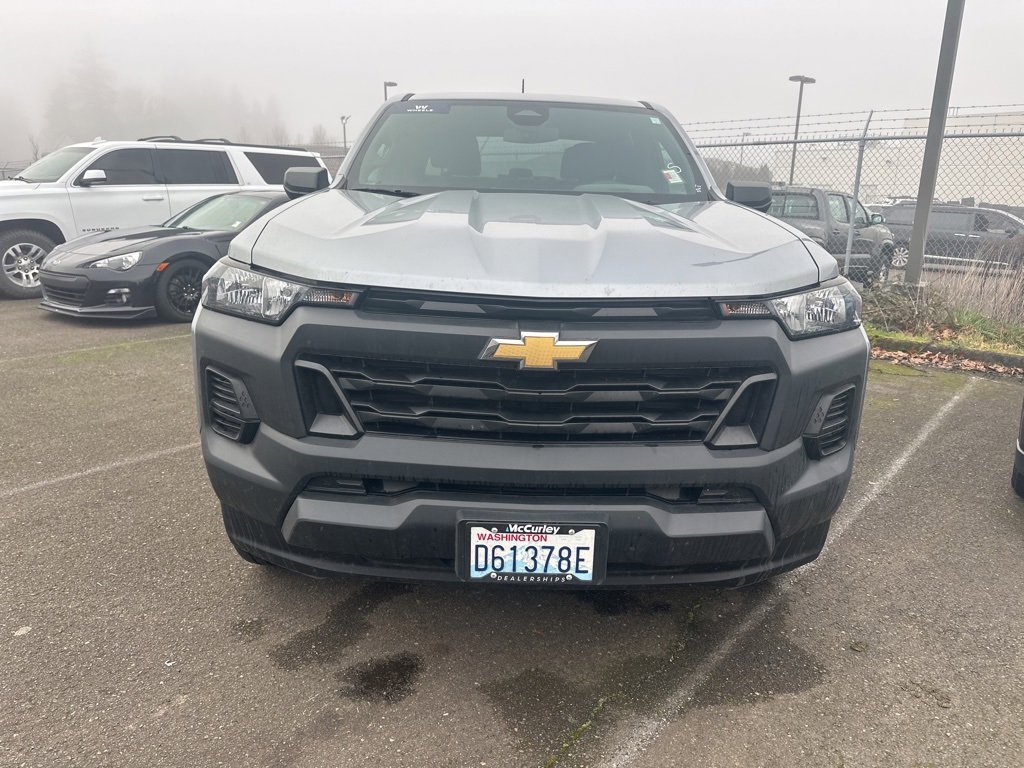 Used 2024 Chevrolet Colorado W/T image 3