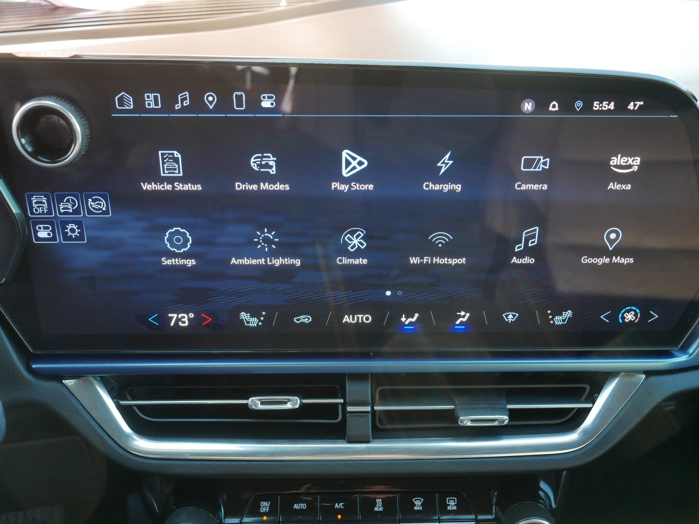 Used 2024 Chevrolet Equinox EV LT image 30