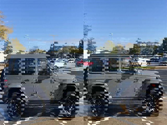 Used 2023 Jeep Wrangler Sahara w/ Cold Weather Group image 3