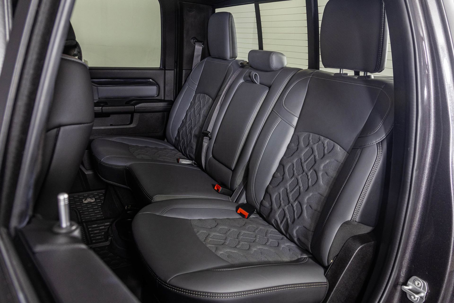 Used 2021 RAM 2500 Power Wagon AWD/4WD image 38