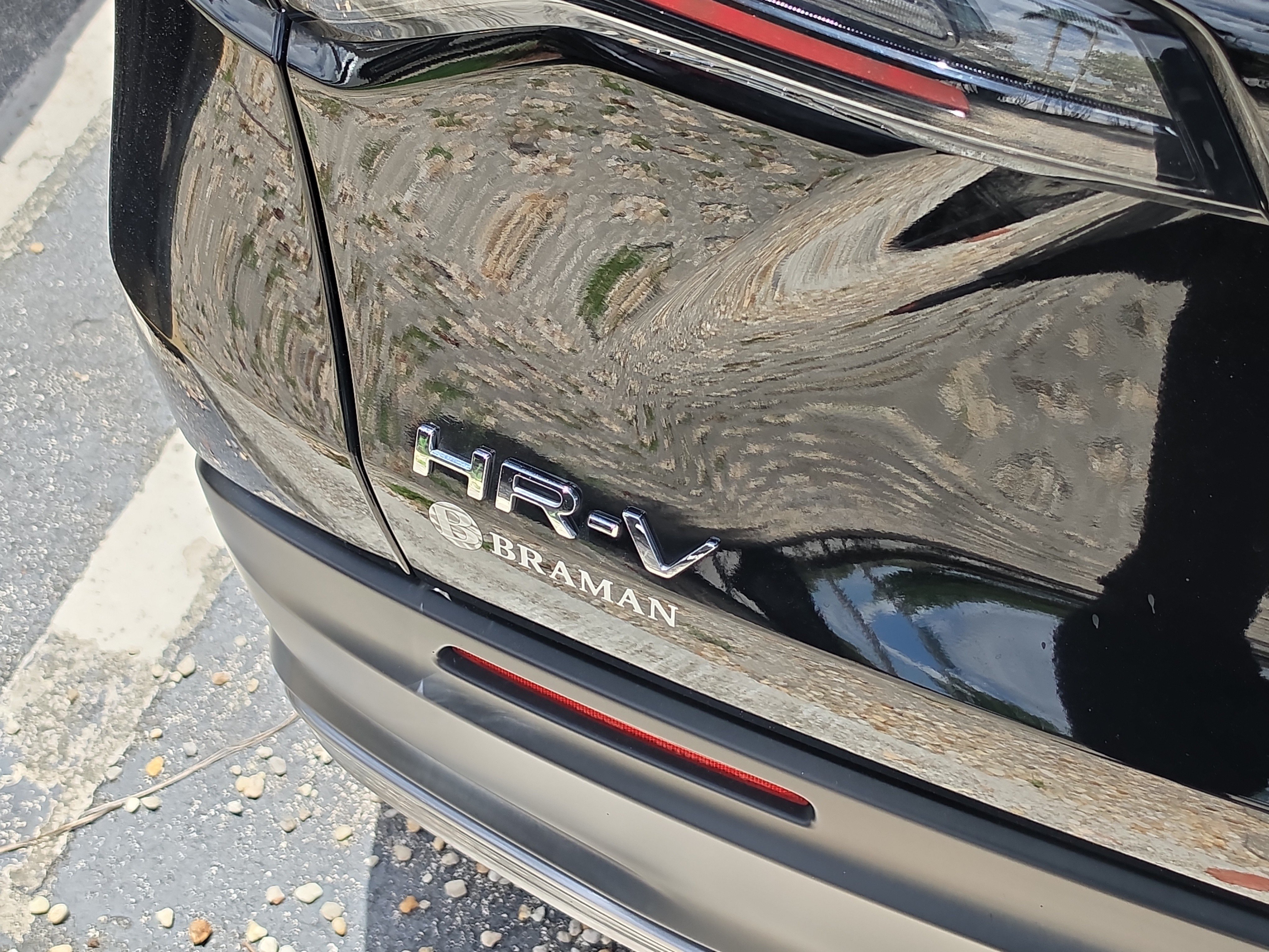 Certified 2024 Honda HR-V Sport image 5