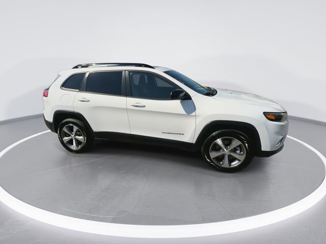 Used 2022 Jeep Cherokee Limited image 2