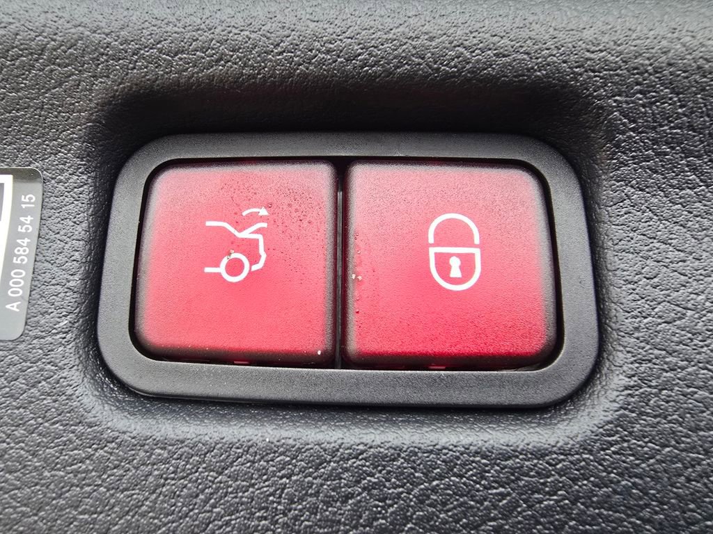 New 2026 Mercedes-Benz C 43 AMG 4MATIC Sedan image 20