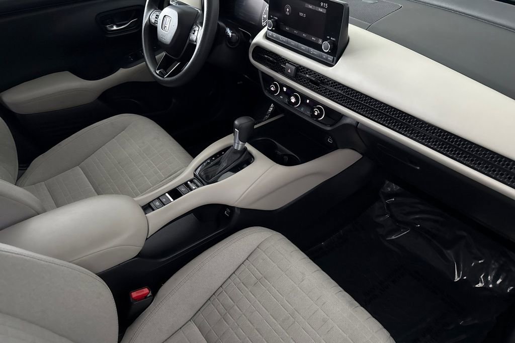 Certified 2023 Honda HR-V LX image 16