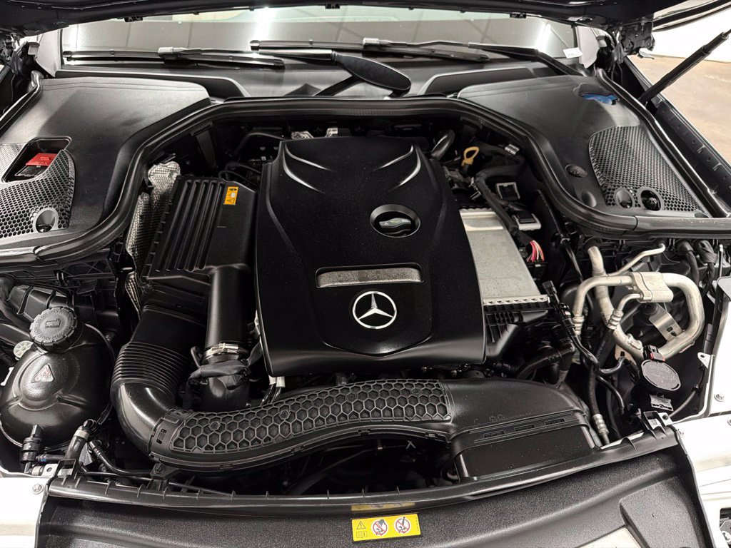 Used 2018 Mercedes-Benz E 300 image 34