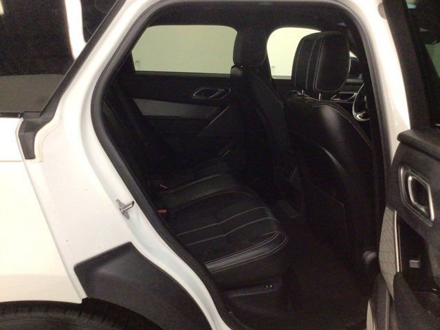 Used 2019 Land Rover Range Rover Velar R-Dynamic SE image 9