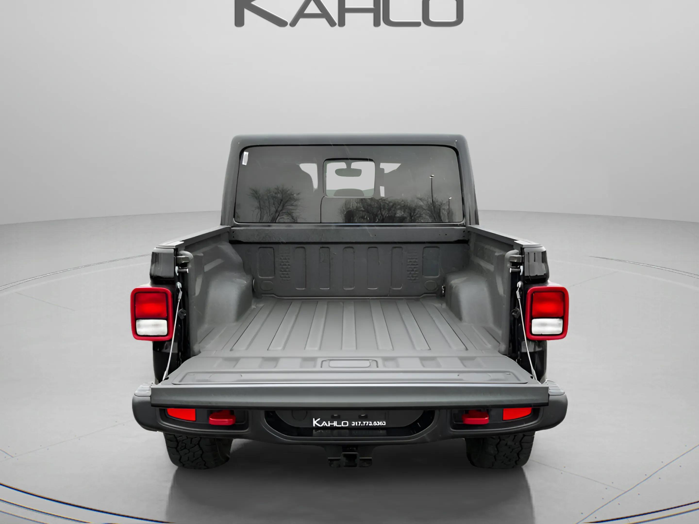 Certified 2023 Jeep Gladiator Rubicon w/ Cold Weather Group AWD/4WD image 10