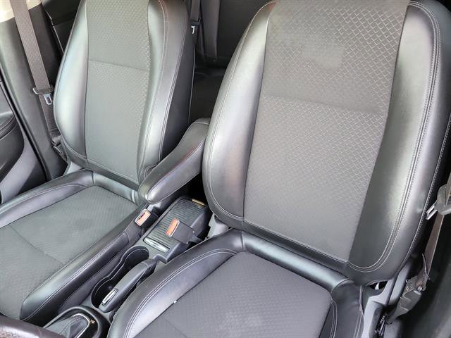 Used 2021 Buick Encore Preferred AWD/4WD image 5