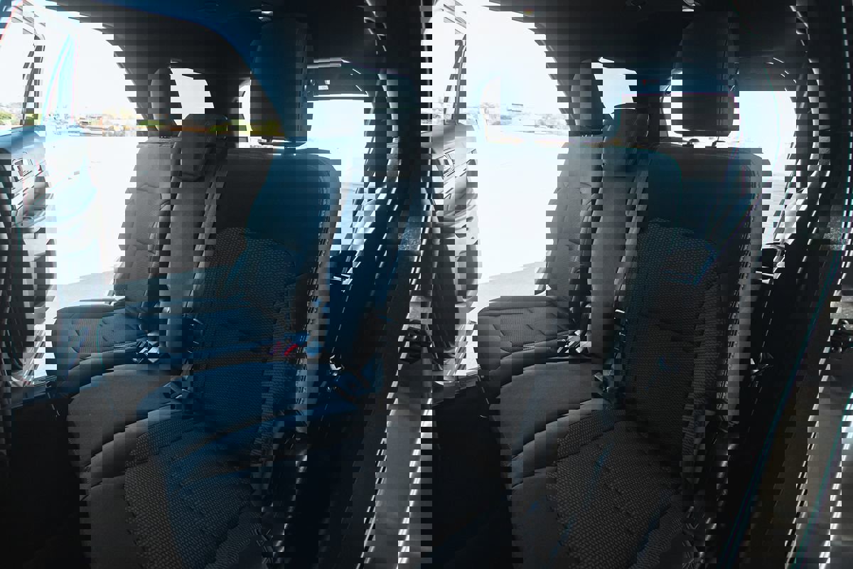 Used 2019 Ford Explorer XLT w/ Equipment Group 201A image 12