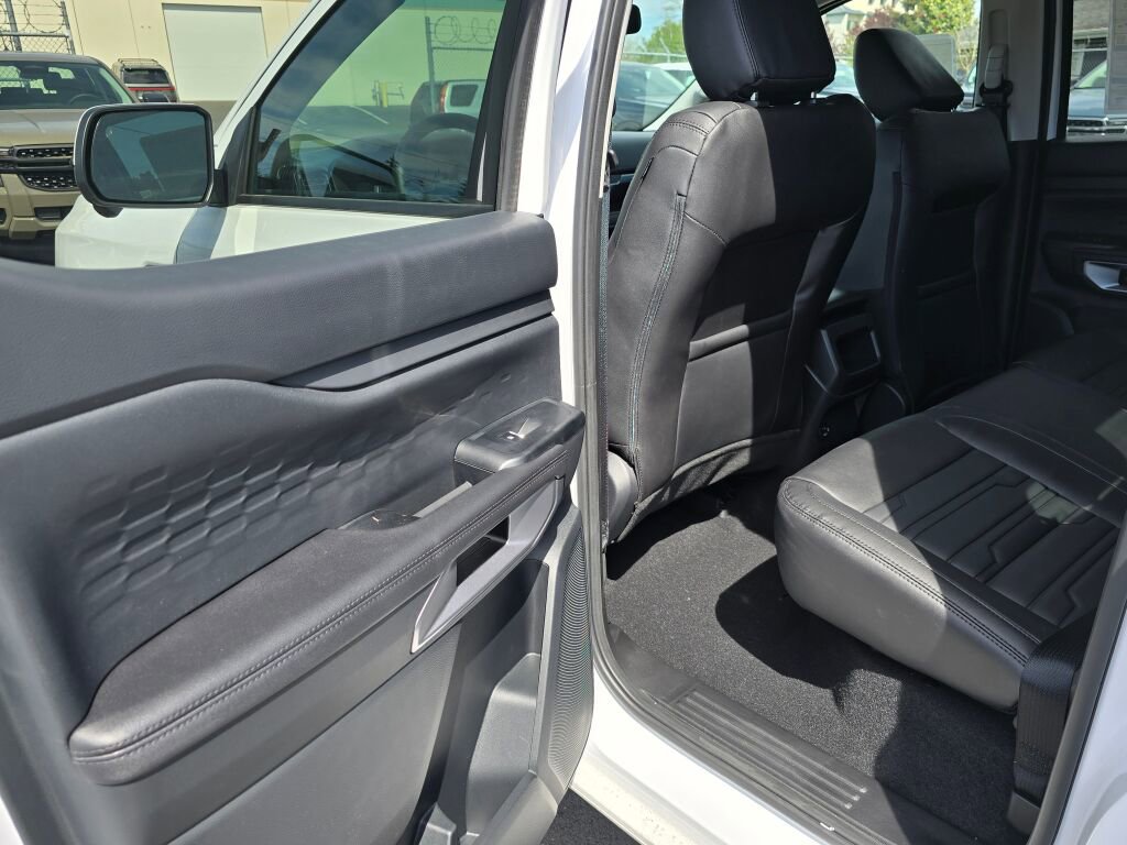 New 2026 Ford Ranger Lariat w/ Black Appearance Package AWD/4WD image 11