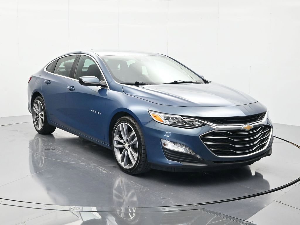 Used 2024 Chevrolet Malibu LT FWD image 3
