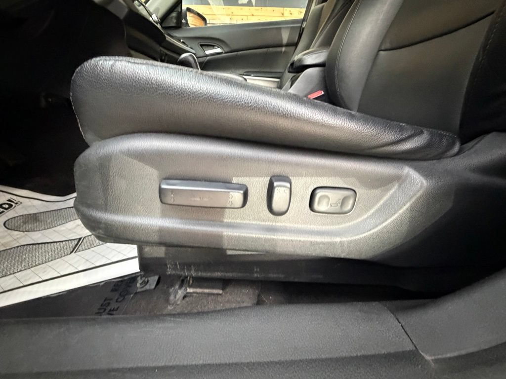 Used 2015 Honda Crosstour EX-L image 24